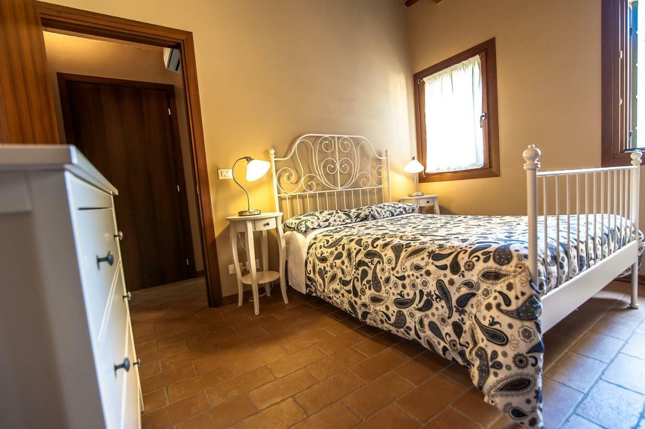Particolari Del Brenta Apartment Oriago Di Mira Luaran gambar