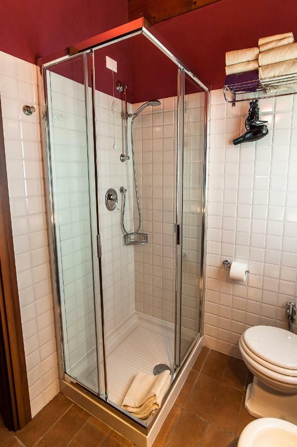 Particolari Del Brenta Apartment Oriago Di Mira Luaran gambar